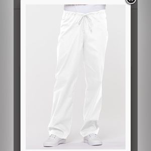 NWT Dickies Scrubs Pants in White - Size M